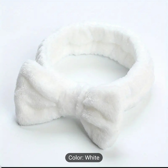 Soft & Fluffy Headband With Bow - White - Picture 4 of 4